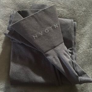 NVGTN Leggings size small - Grey